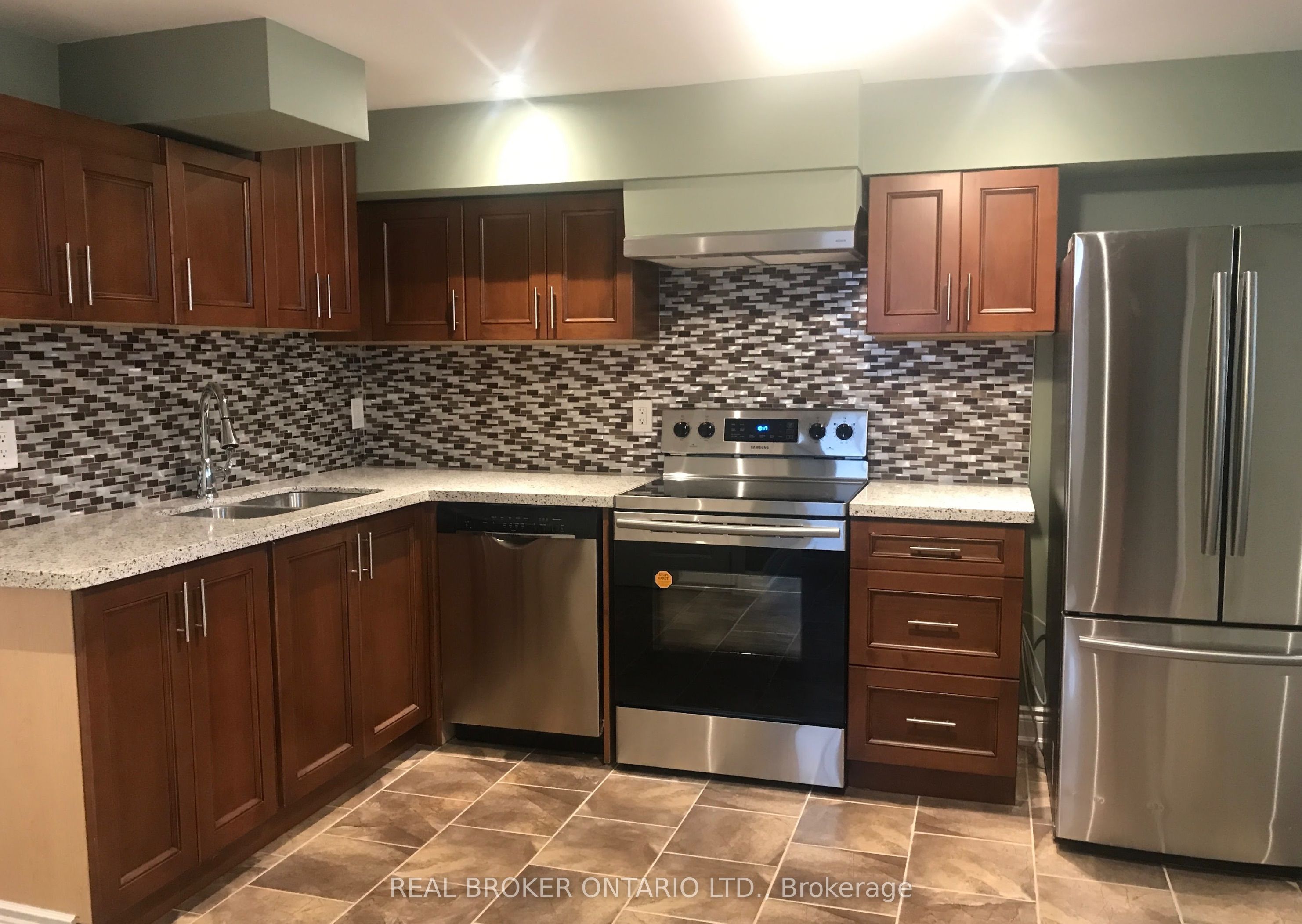 926 Flagship Drive Lower 1