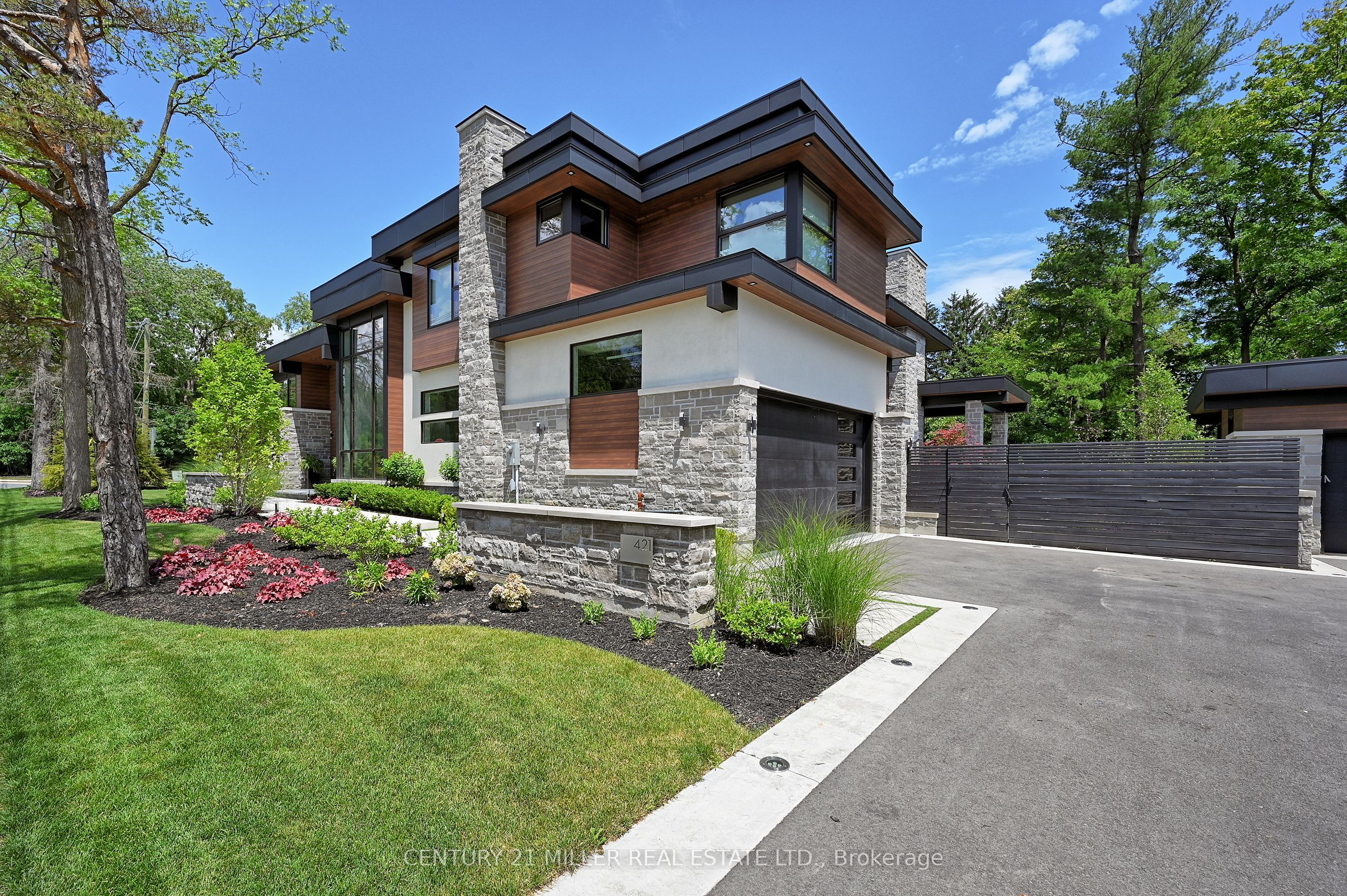 421 Chartwell Road