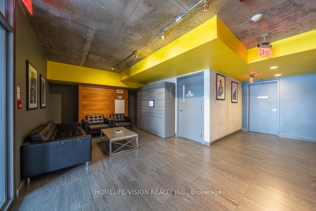 1201 Dundas Street E 804