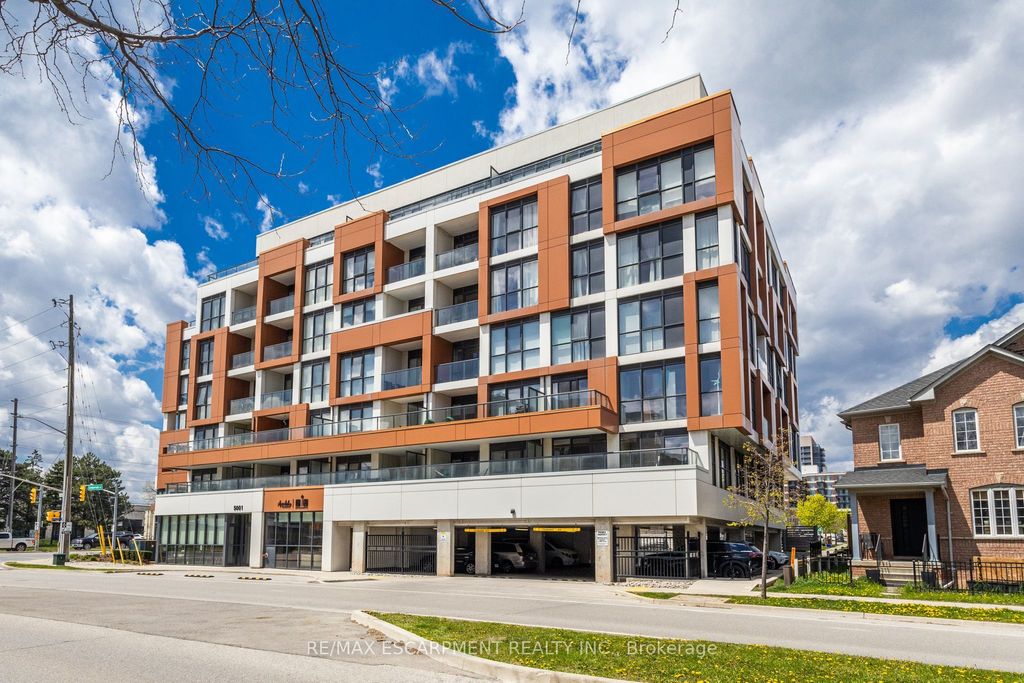 Photo of 5001 Corporate Drive #204, Burlington, ON L7L 0H5 (MLS # W13107364)