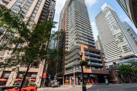 Photo of 8 Mercer Street #909, Toronto, ON M5V 0C4 (MLS # C12658088)