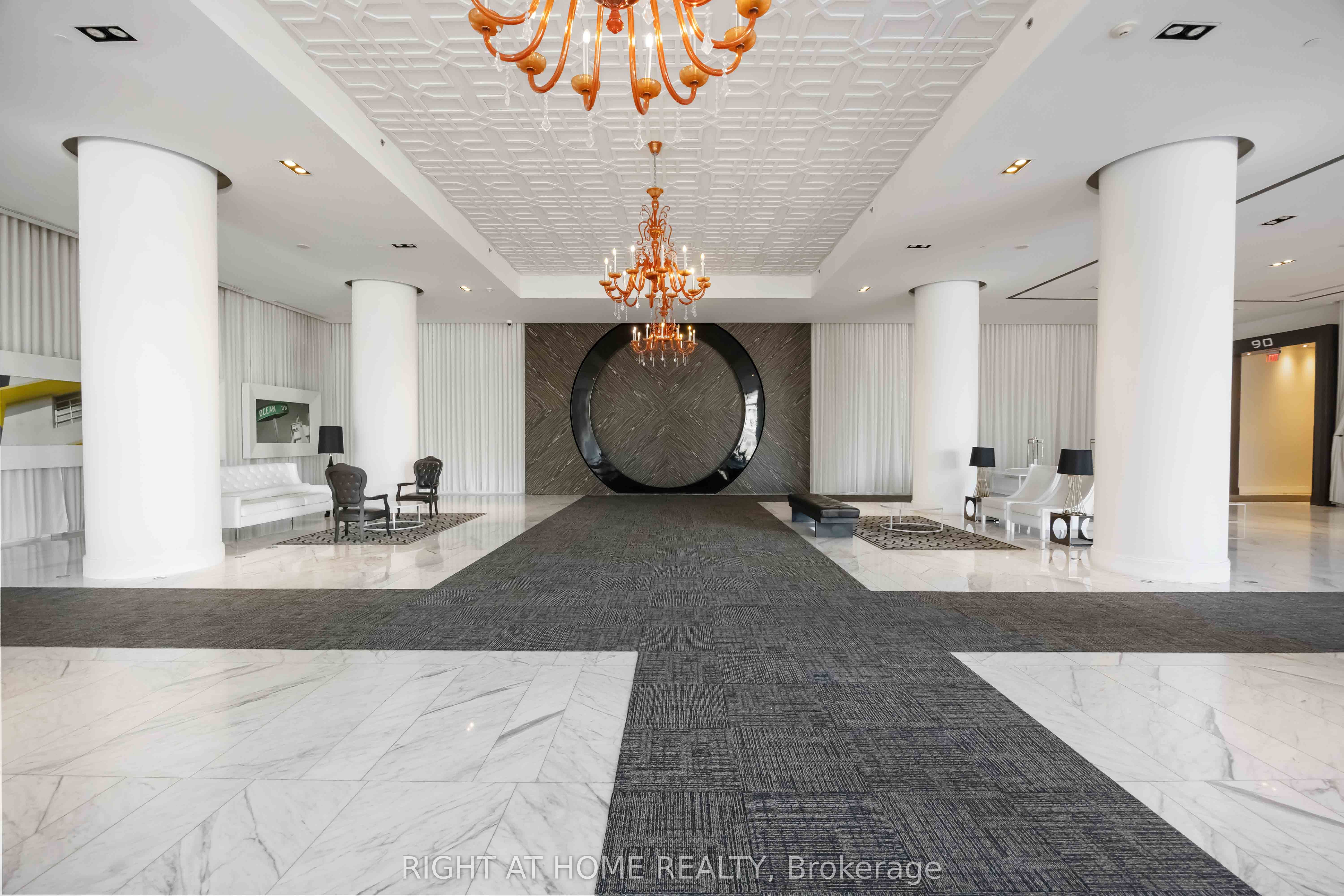 90 Park Lawn Road 2205