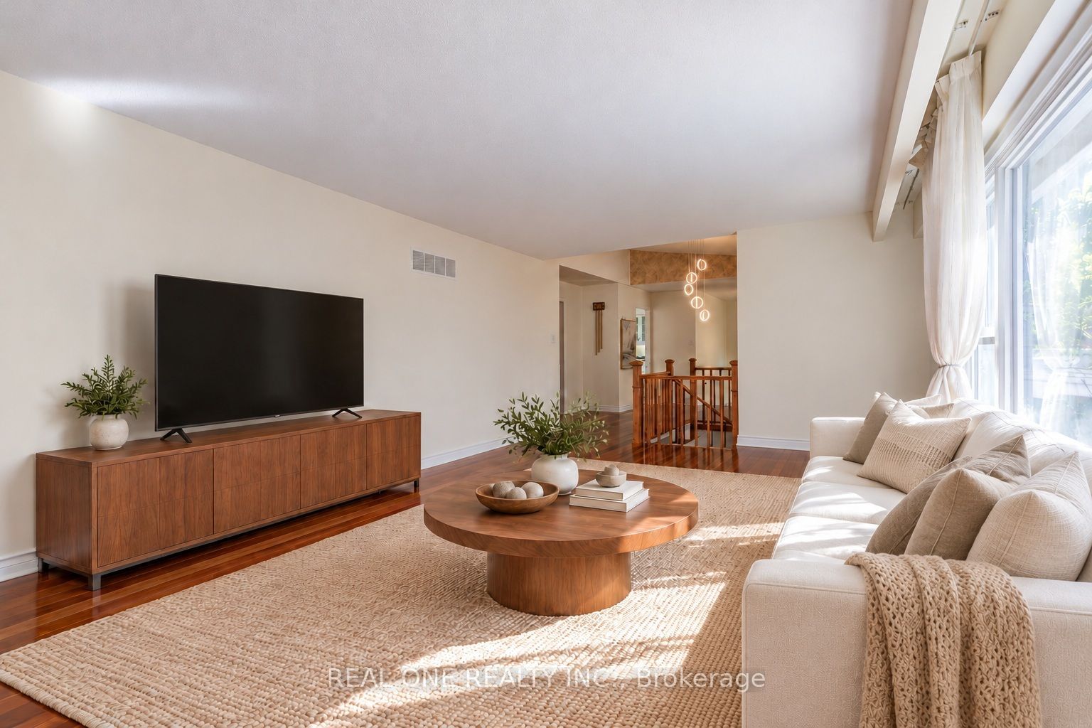 401 Swinburne Road