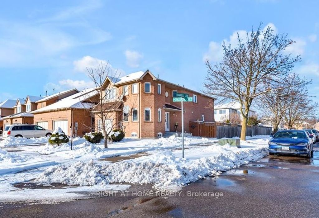 Photo of 2 Wooliston Crescent, Brampton, ON L6Y 4J3 (MLS # W12631612)