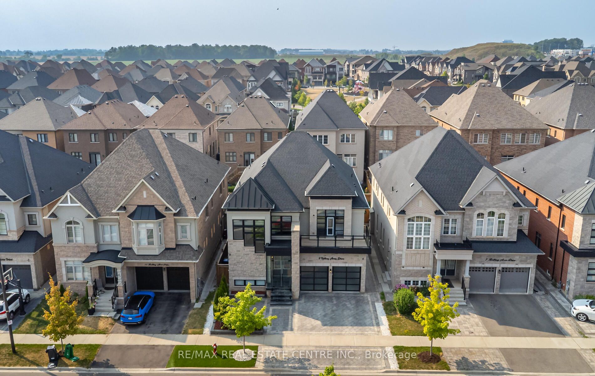 9 Rolling Acres Drive