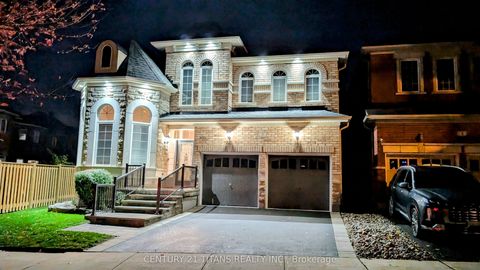 3 Condarcuri Crescent Markham ON L6B 0G8