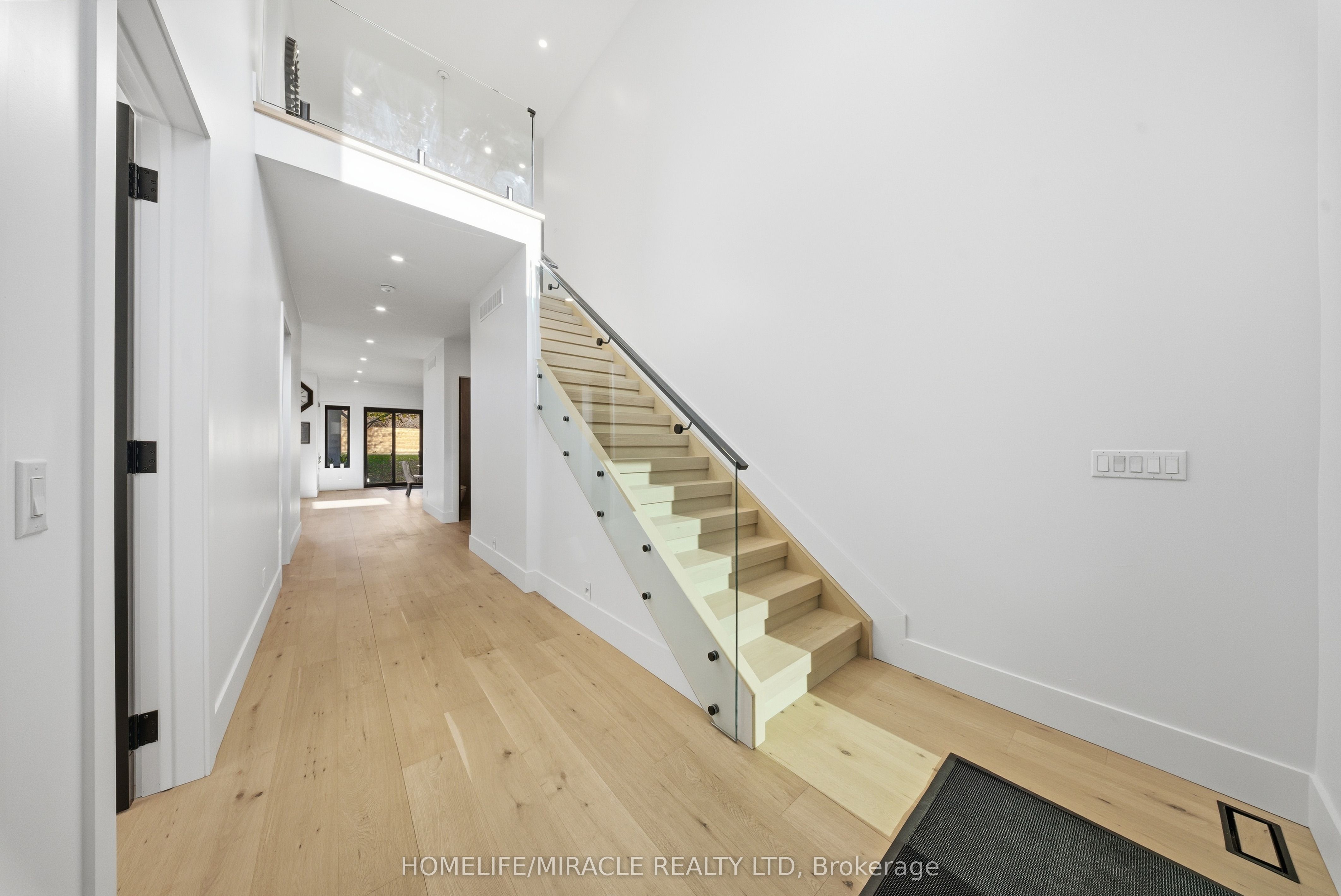 1653 Glenburnie Road