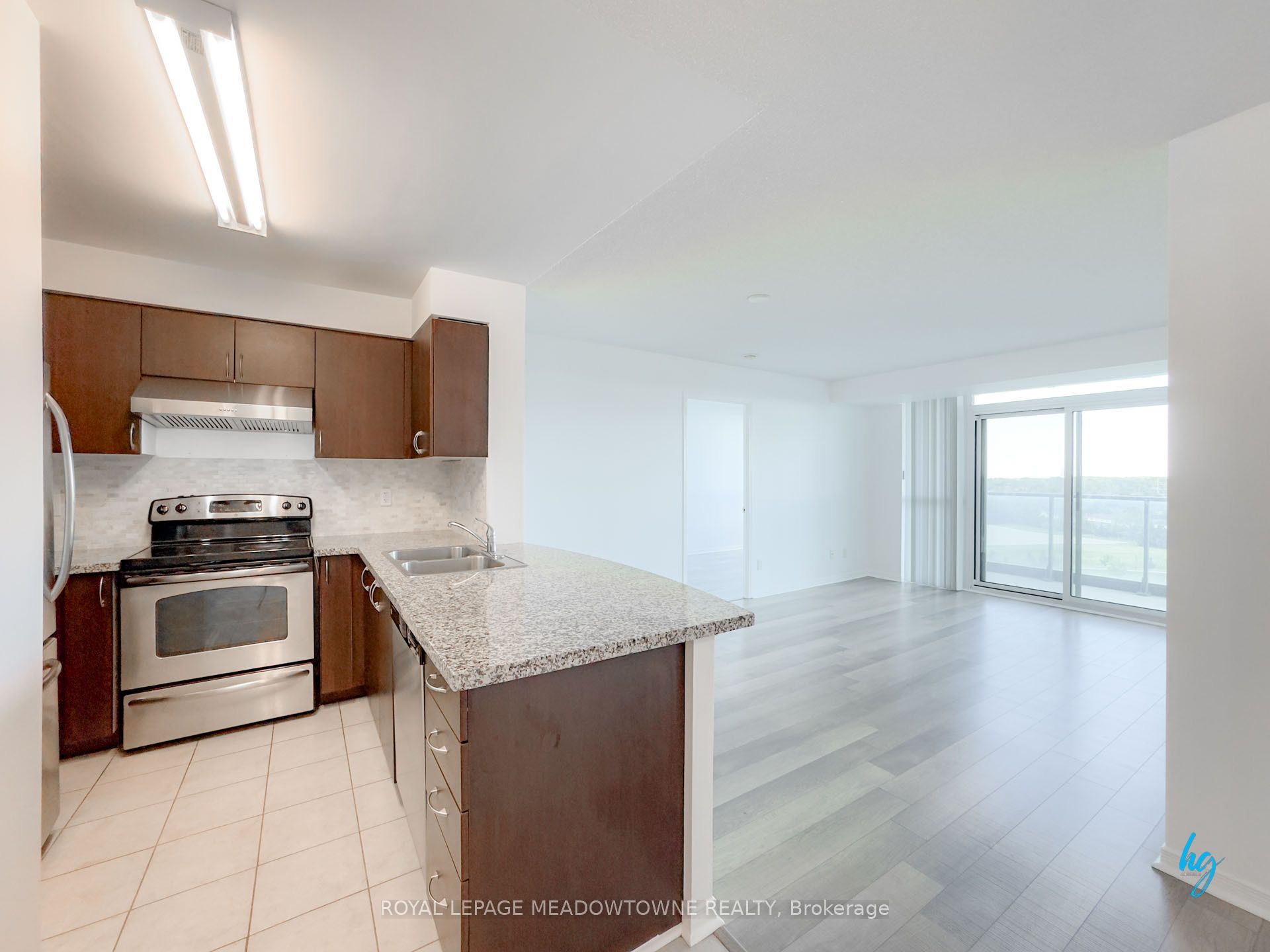 4900 Glen Erin Drive 905