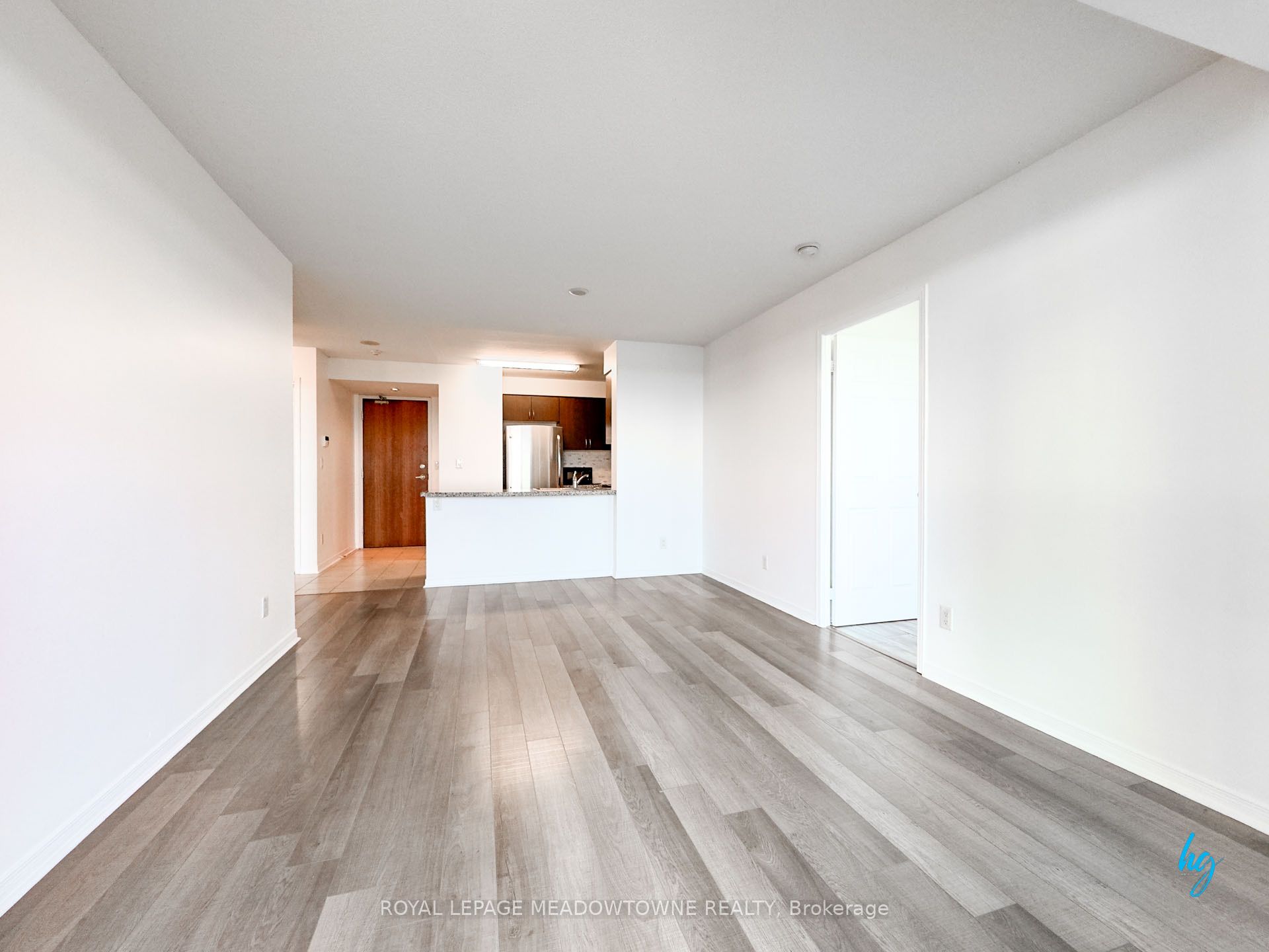 4900 Glen Erin Drive 905