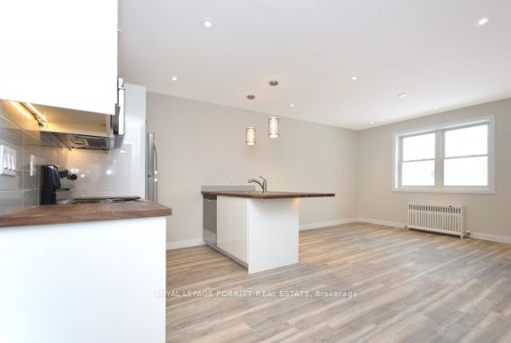 3411 Lake Shore Boulevard W 3