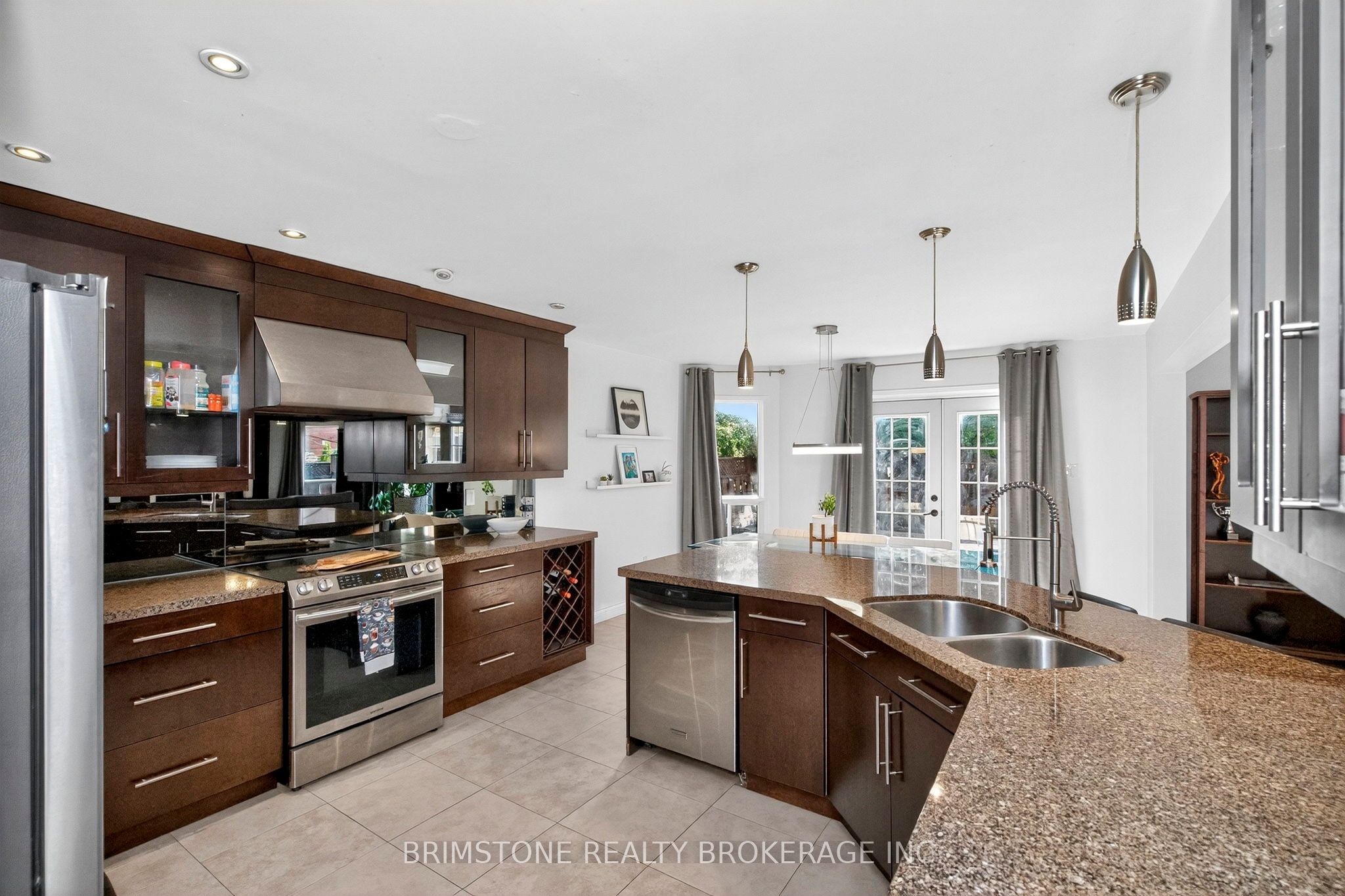 7 Banington Crescent