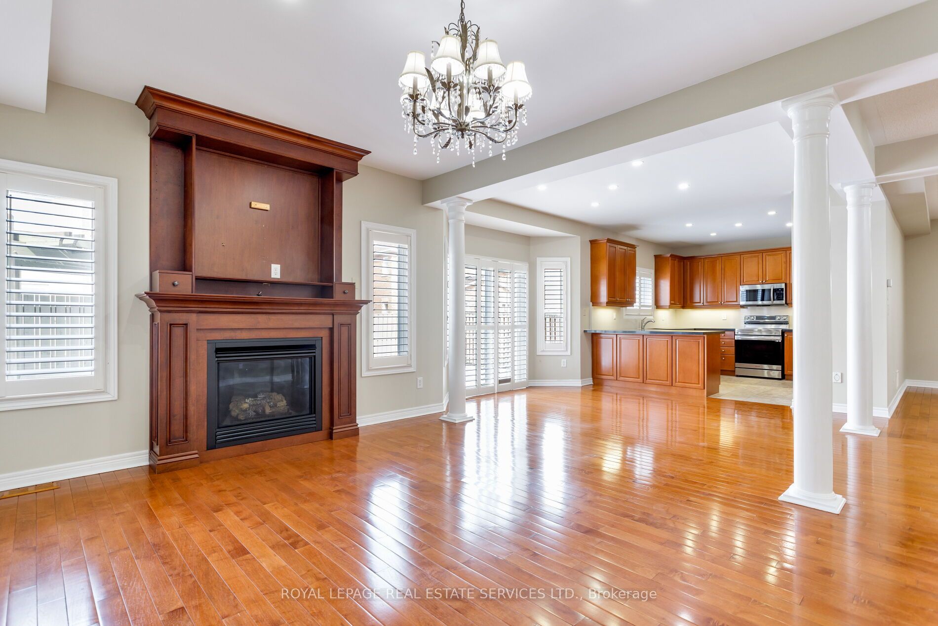 3137 Countess Crescent