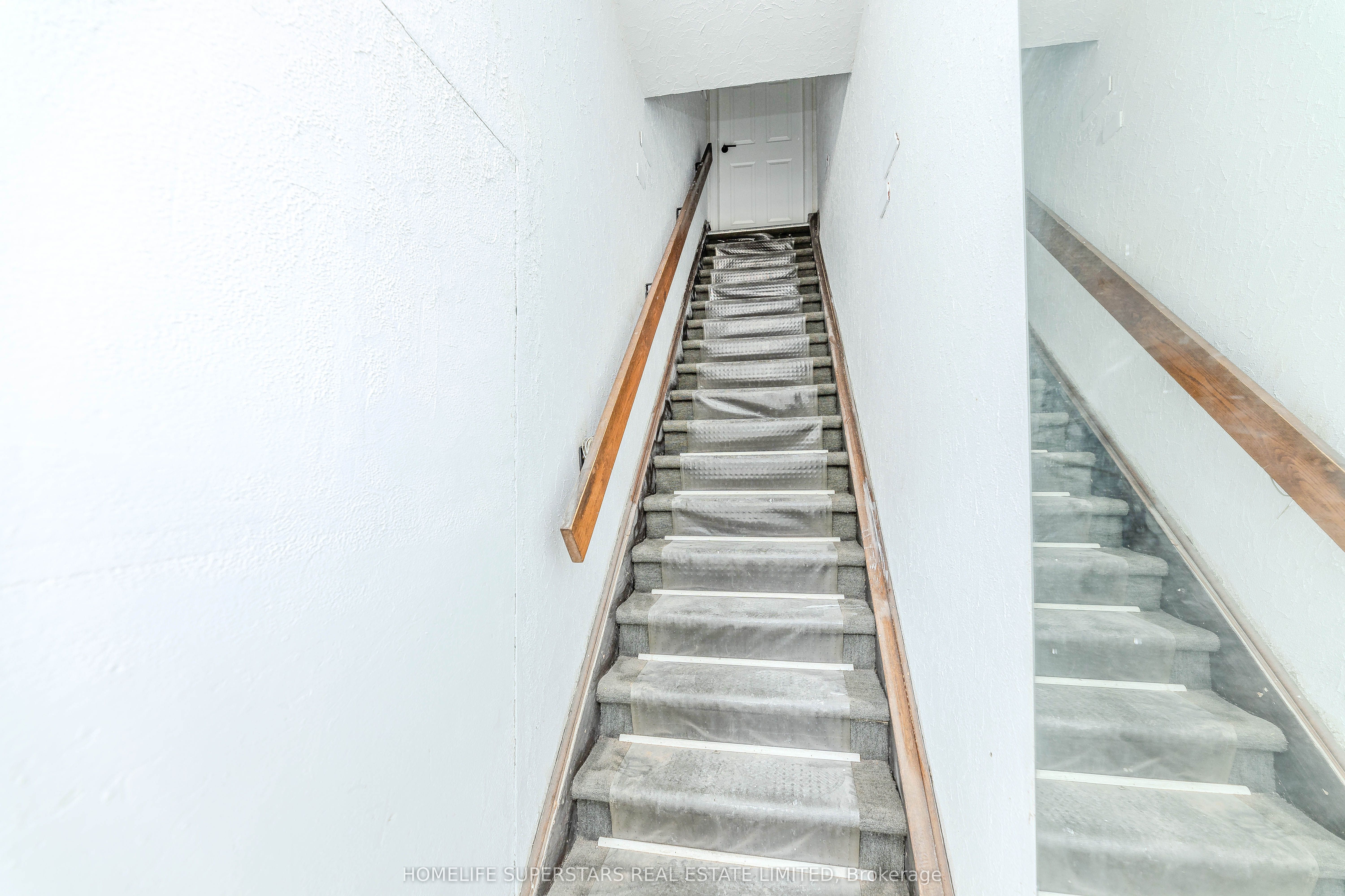 1164 The Queensway N/A A