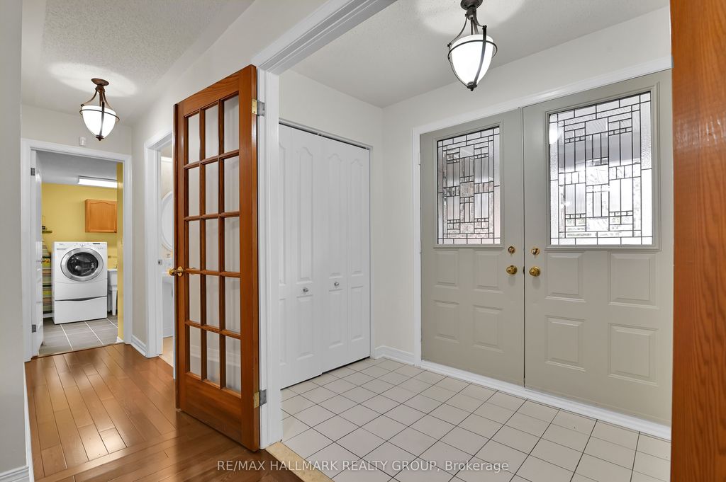 Photo of 21 Hime Crescent, Hunt Club - South Keys and Area, ON K1G 4S1 (MLS # X13059686)