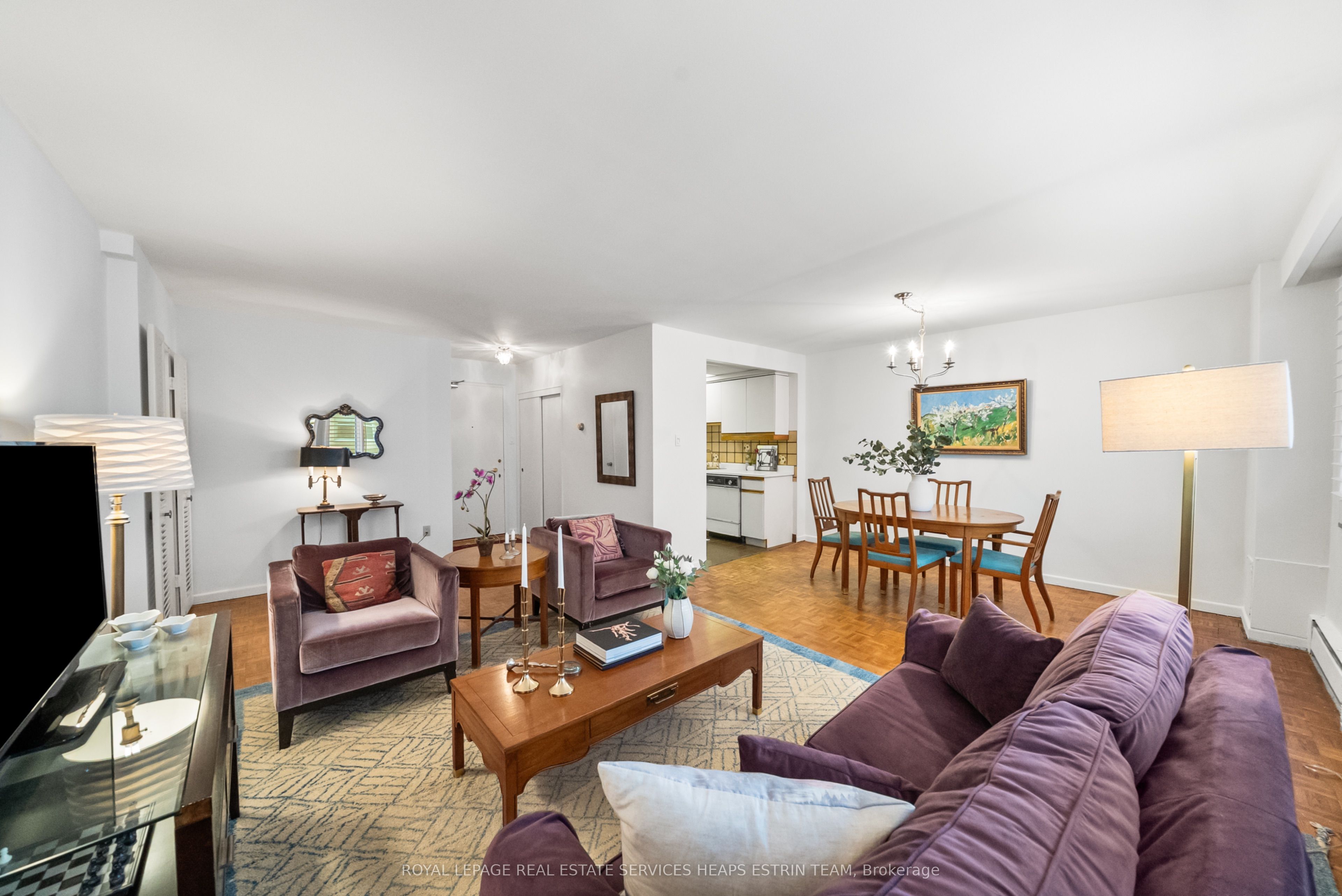 Photo 1 of 20 — 581 Avenue Road 204, Toronto, ON M4V 2K4