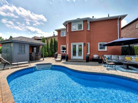 3506 Pintail Circle Mississauga ON L5N 6C7