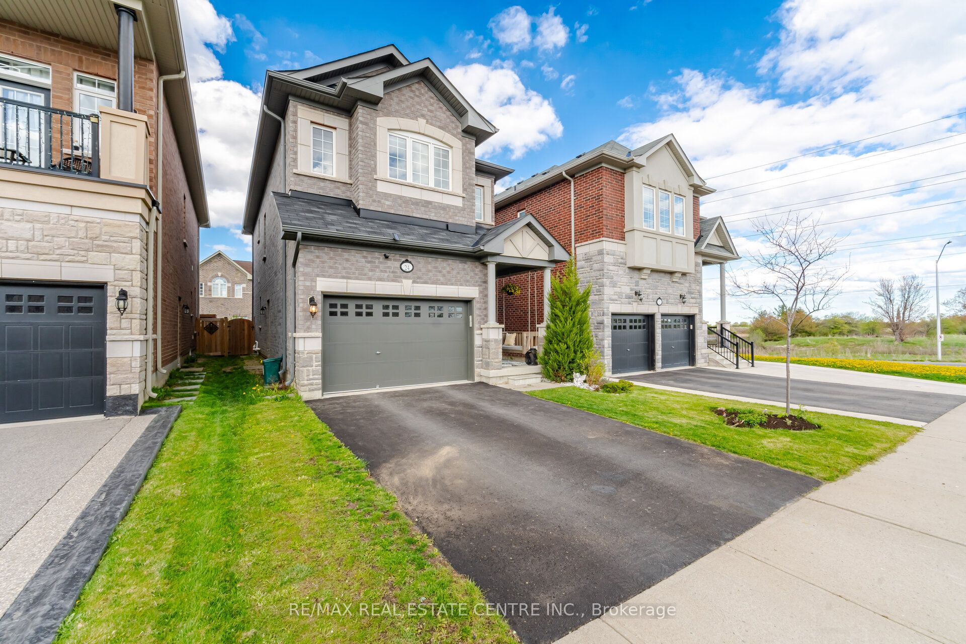 24 Duffel Crescent
