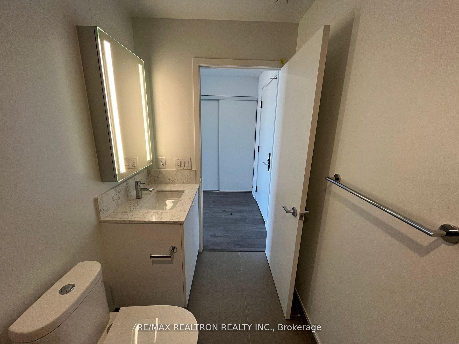 270 Dufferin Street 602