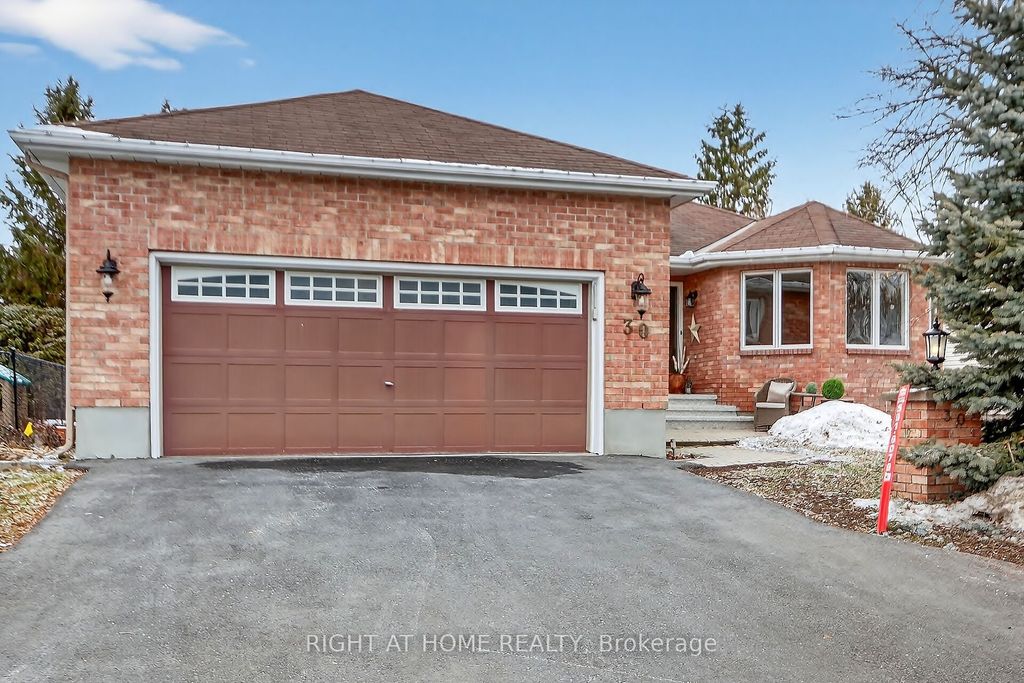 Photo of 30 Randall James Drive, Stittsville - Munster - Richmond, ON K2S 1M4 (MLS # X12886052)