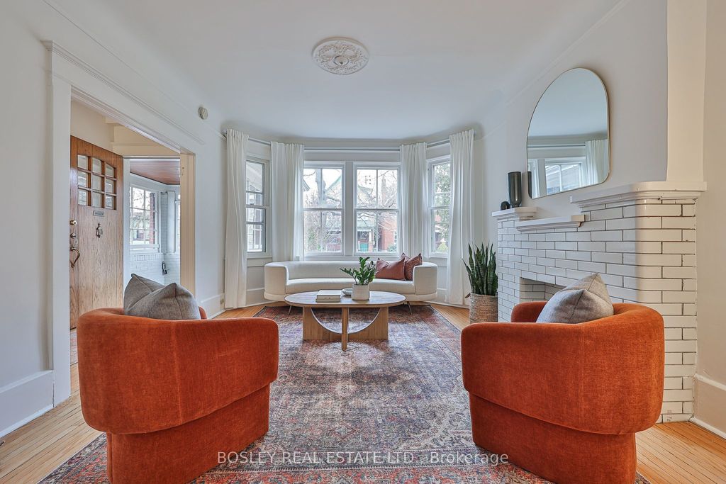 Photo of 123 Grenadier Road, Toronto, ON M6R 1R1 (MLS # W13035866)