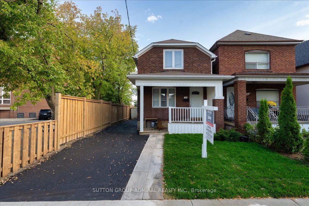 Photo of 11 Bowie Avenue, Toronto, ON M6E 2P1 (MLS # W12403168)