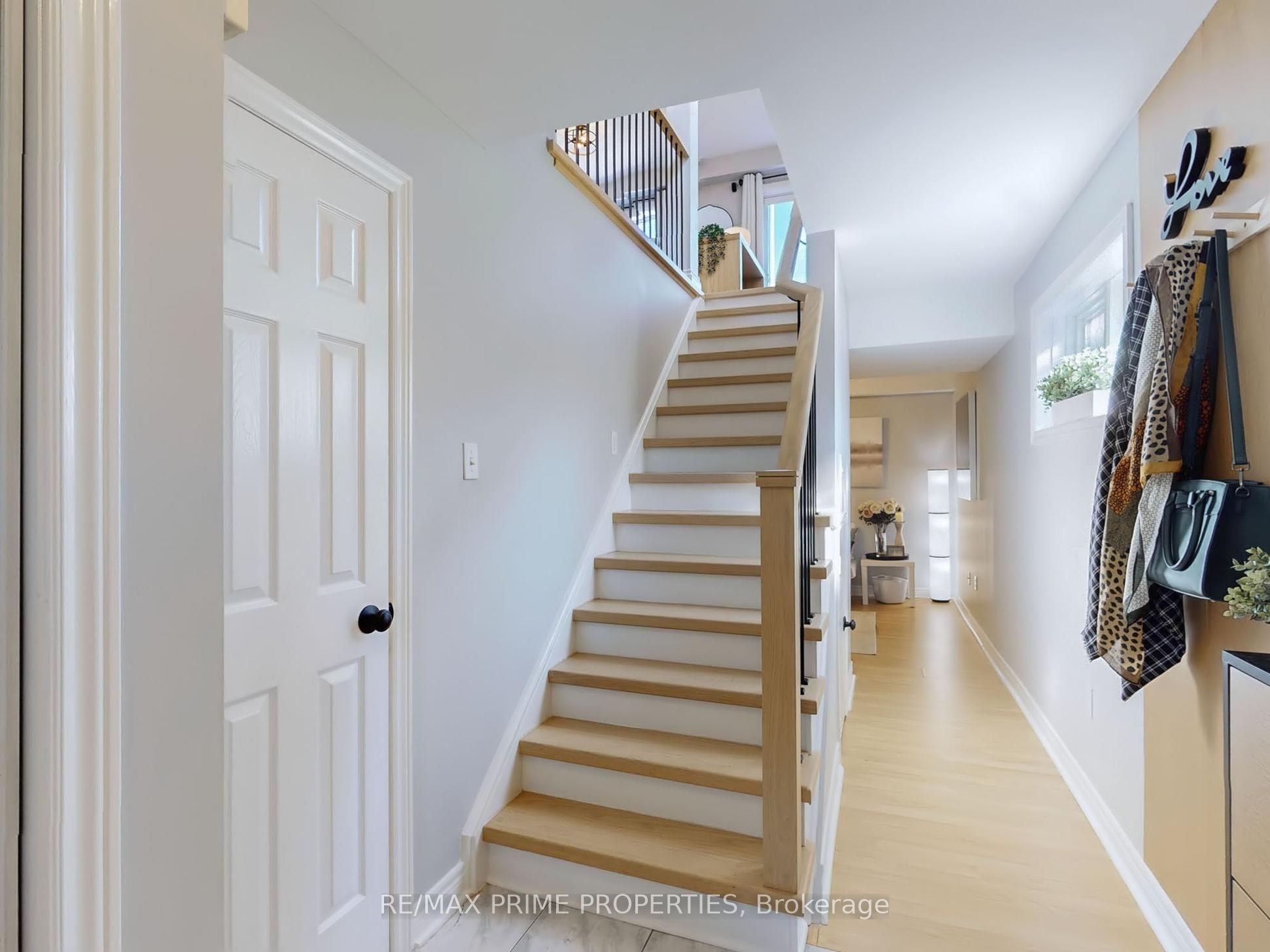 49 Marmill Way