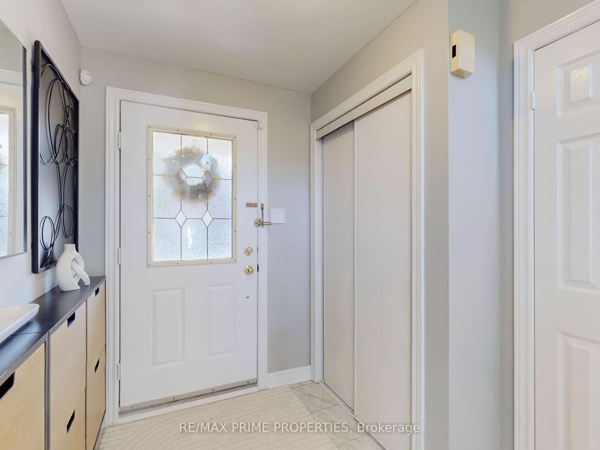 49 Marmill Way