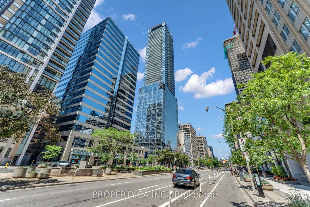 Photo of 488 University Avenue #3002, Toronto, ON M5G 0C1 (MLS # C13546234)