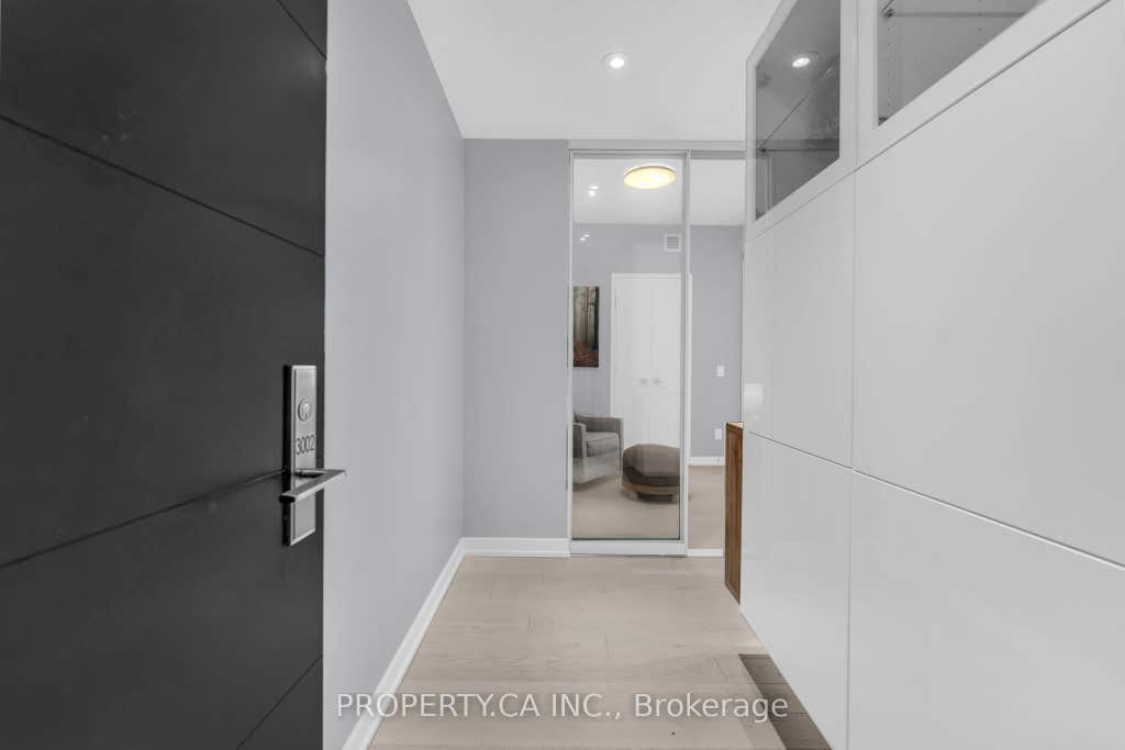 Photo of 488 University Avenue #3002, Toronto, ON M5G 0C1 (MLS # C13546234)