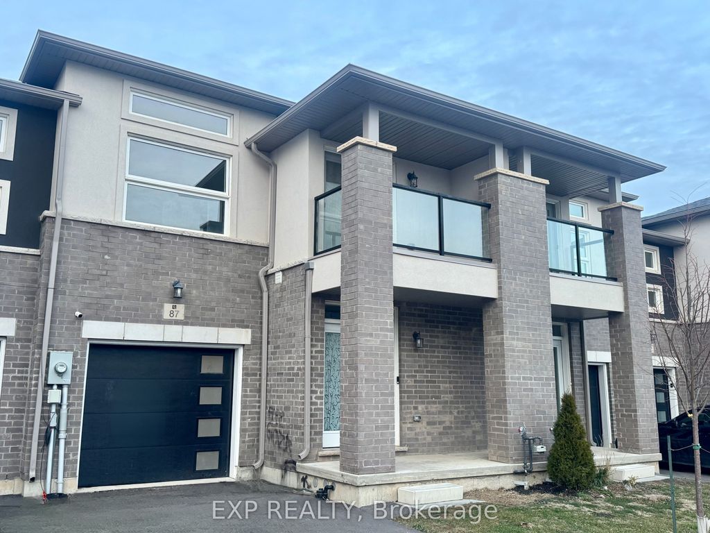 Photo of 87 Renfrew Trail #18, Welland, ON L3C 0K2 (MLS # X12574944)