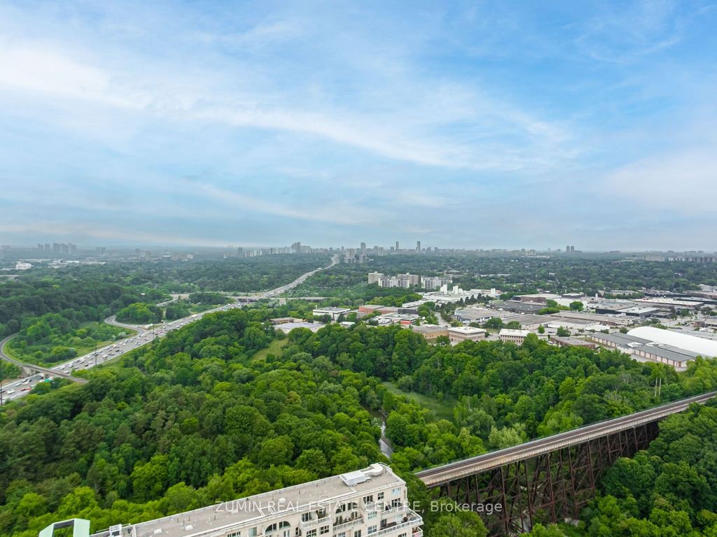 Photo of 7 Concorde Place #3312, Toronto, ON M3C 3N4 (MLS # C12451030)