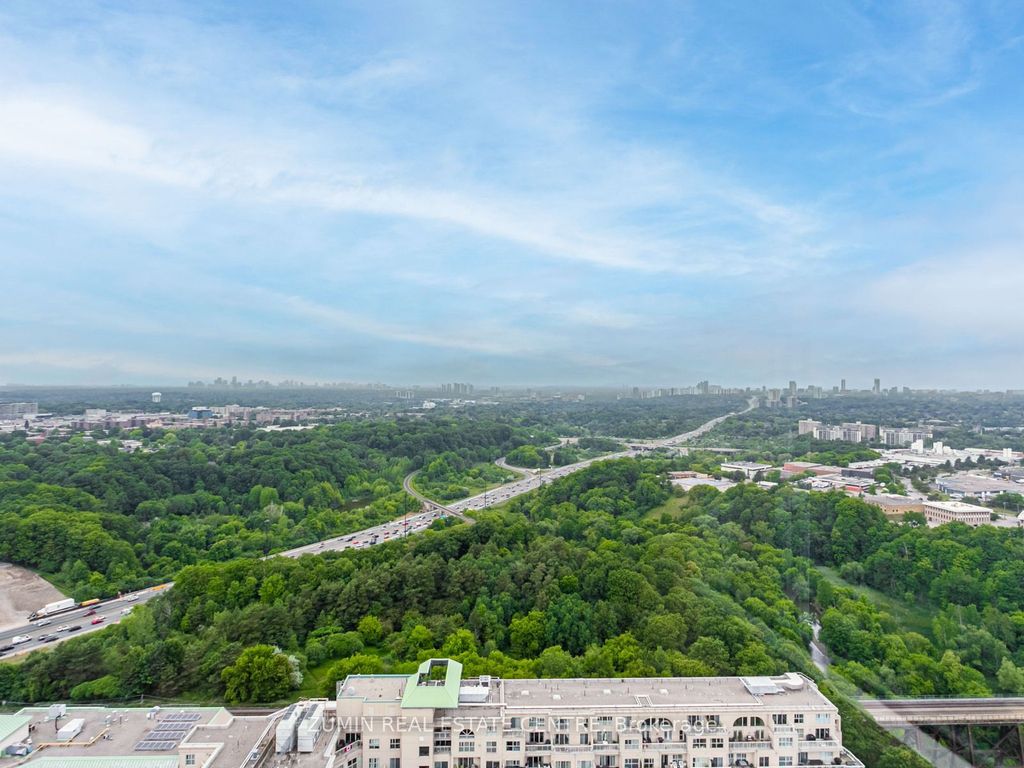 Photo of 7 Concorde Place #3312, Toronto, ON M3C 3N4 (MLS # C12451030)