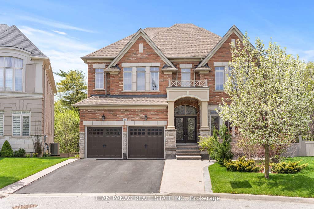 Photo of 34 Cannington Crescent, Brampton, ON L6X 2Y5 (MLS # W13539092)