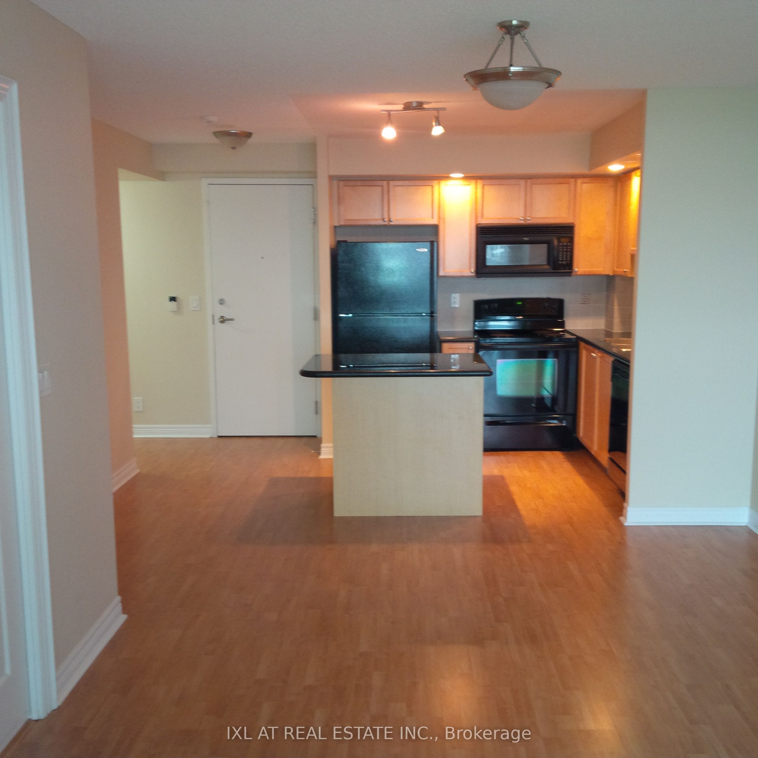 33 Cox Boulevard 1223