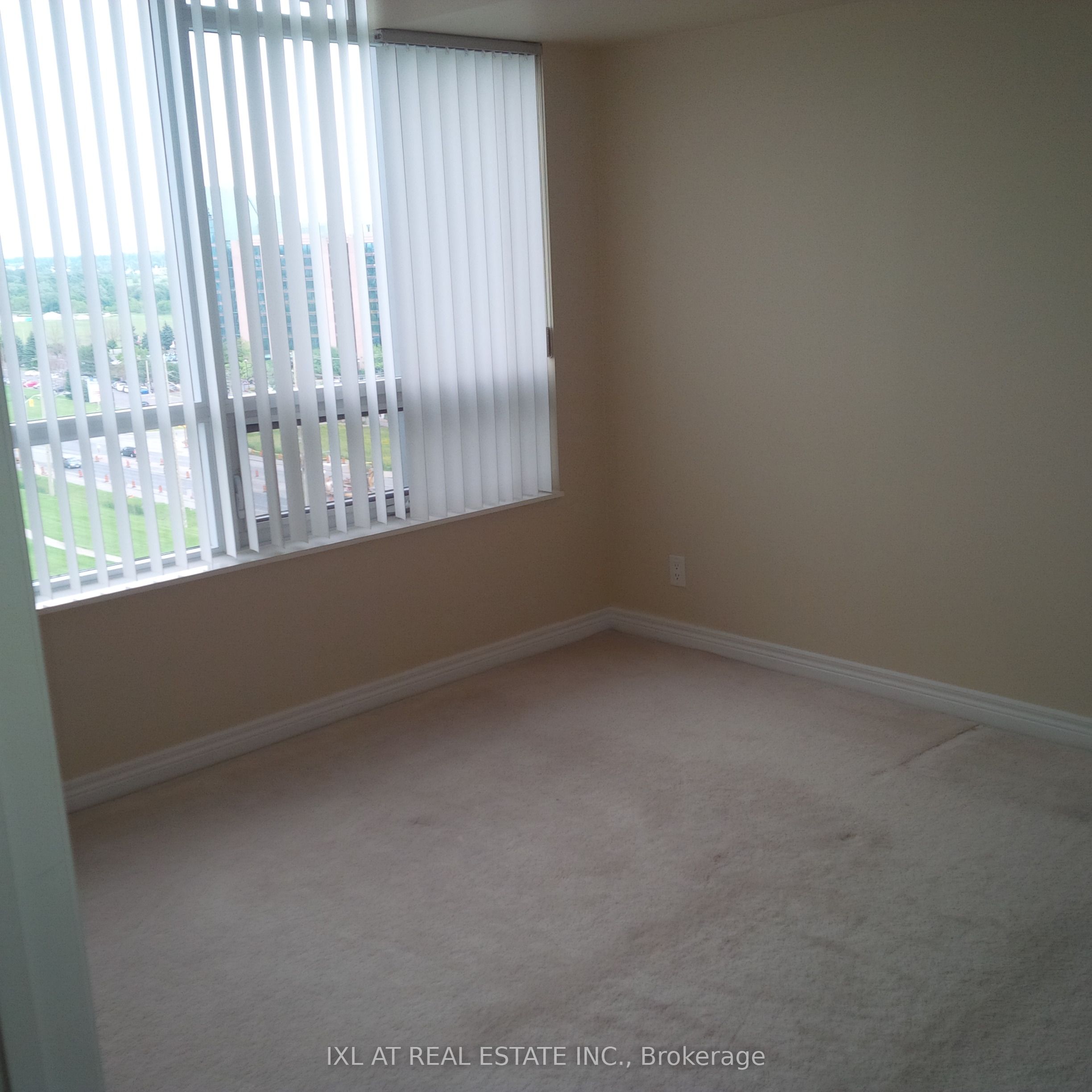 33 Cox Boulevard 1223