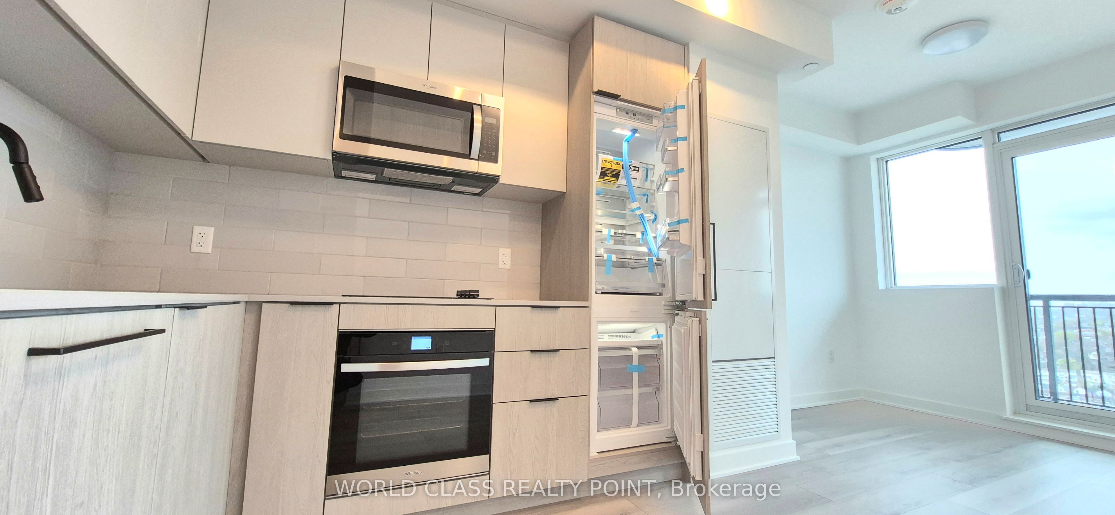 1185 Dupont Street 1803