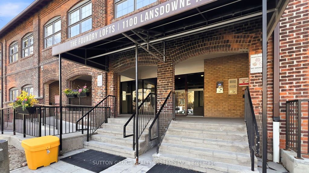 Photo of 1100 Landsdowne Avenue #332, Toronto, ON M6H 4K1 (MLS # W13087968)