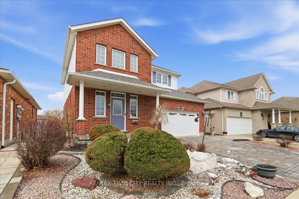Photo of 640 Munich Circle, Waterloo, ON N2V 2L6 (MLS # X12905934)