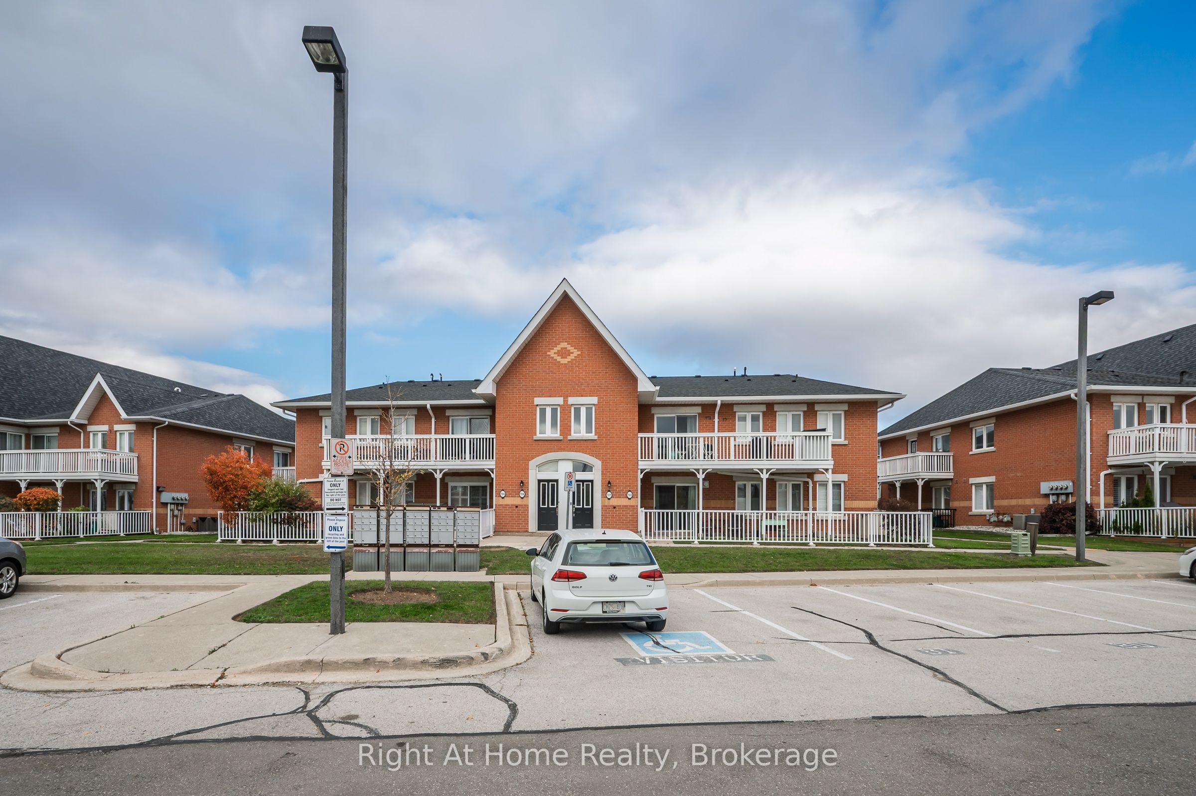 1701 Lampman Avenue 706