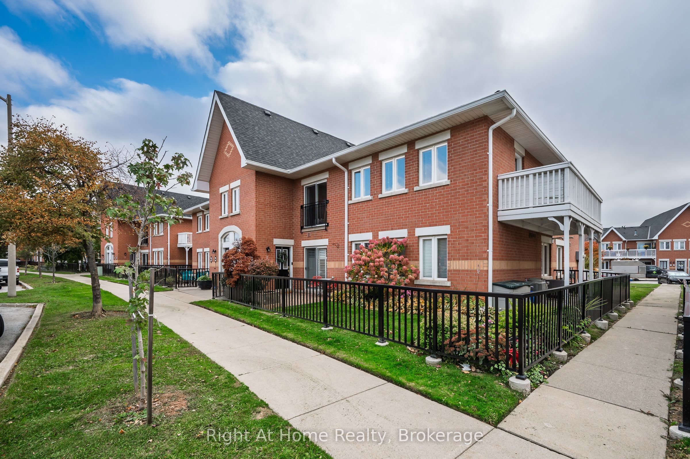 1701 Lampman Avenue 706