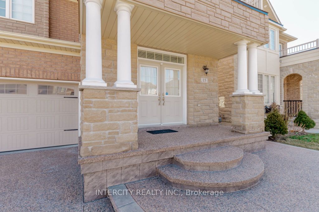 15 Autumn Ridge Drive