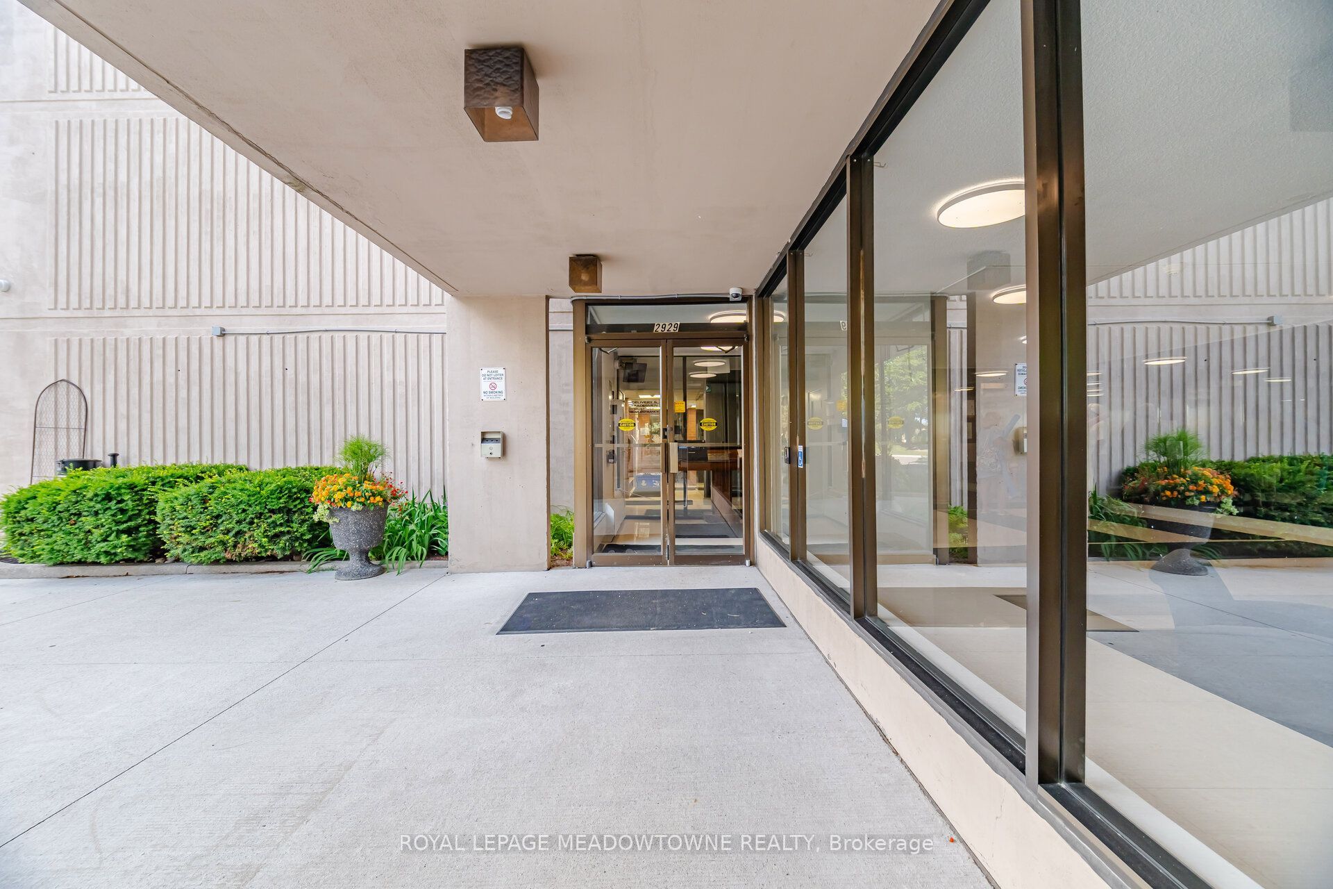 2929 Aquitaine Avenue 501