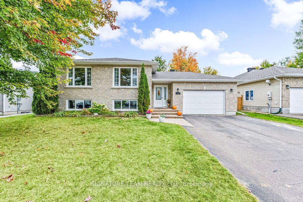Photo of 31 Cockcroft Crescent, Deep River, ON K0J 1P0 (MLS # X13848410)