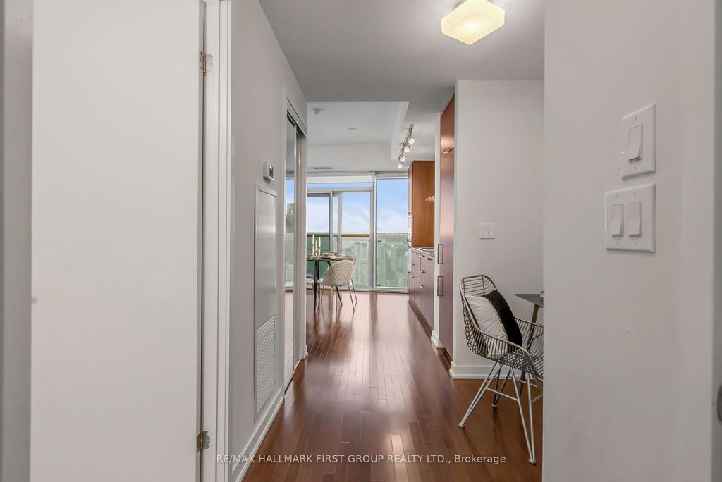 Photo of 12 York Street #5306, Toronto, ON M5J 0A9 (MLS # C12398395)
