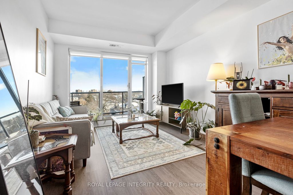 Photo of 7 MARQUETTE Avenue #410, Vanier and Kingsview Park, ON K1L 8A7 (MLS # X12607972)