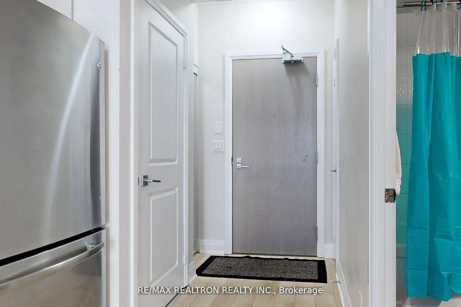7167 Yonge Street 1511
