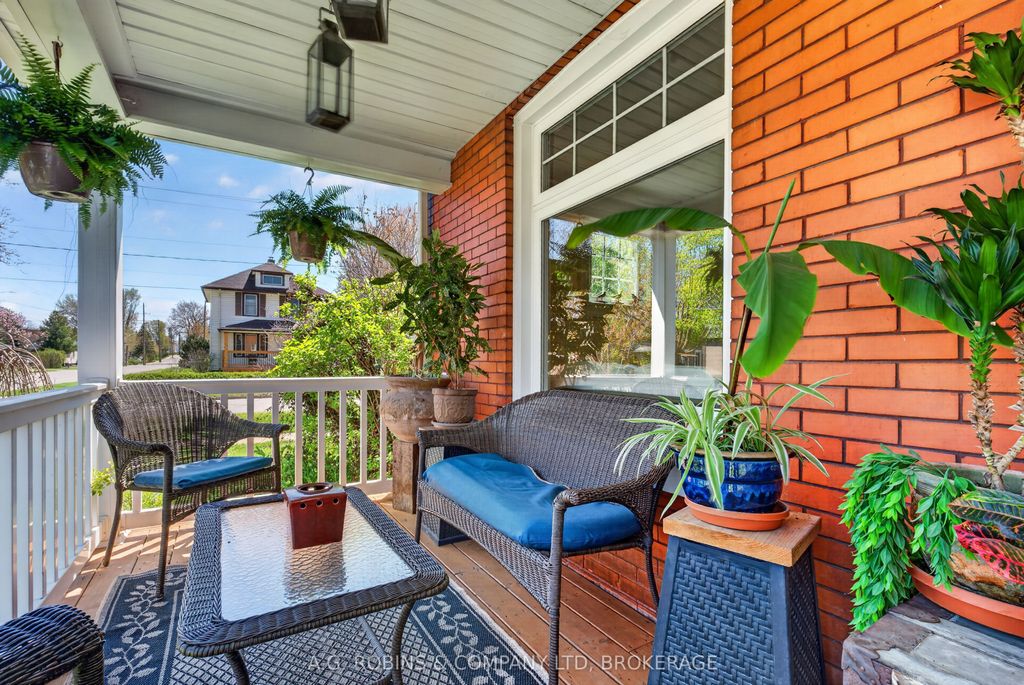Photo of 124 Catharine Street, Port Colborne, ON L3K 4K4 (MLS # X13114630)
