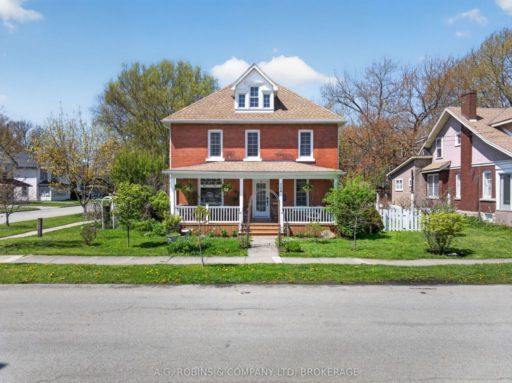 Photo of 124 Catharine Street, Port Colborne, ON L3K 4K4 (MLS # X13114630)