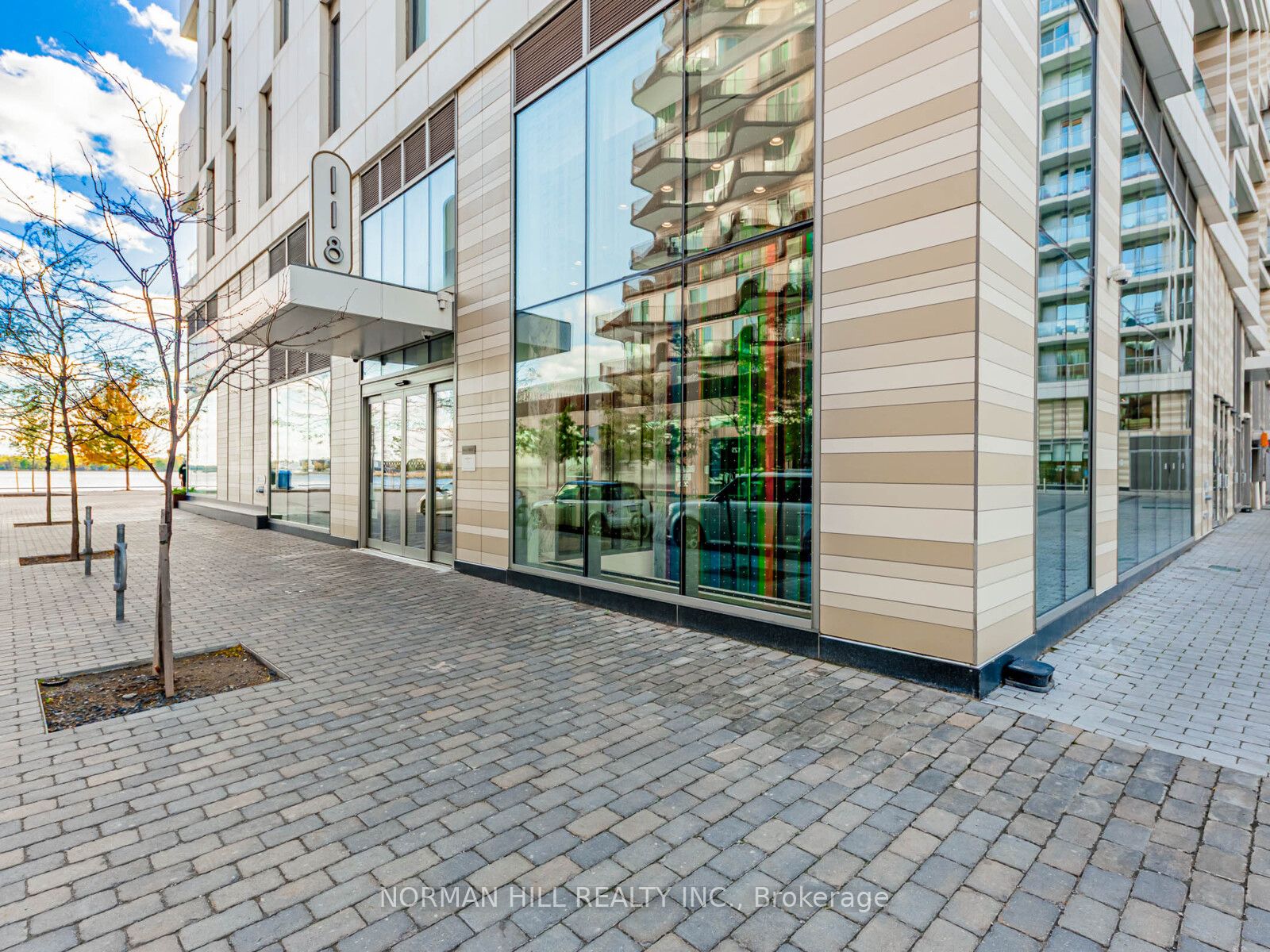 118 Merchants'wharf N/A 813