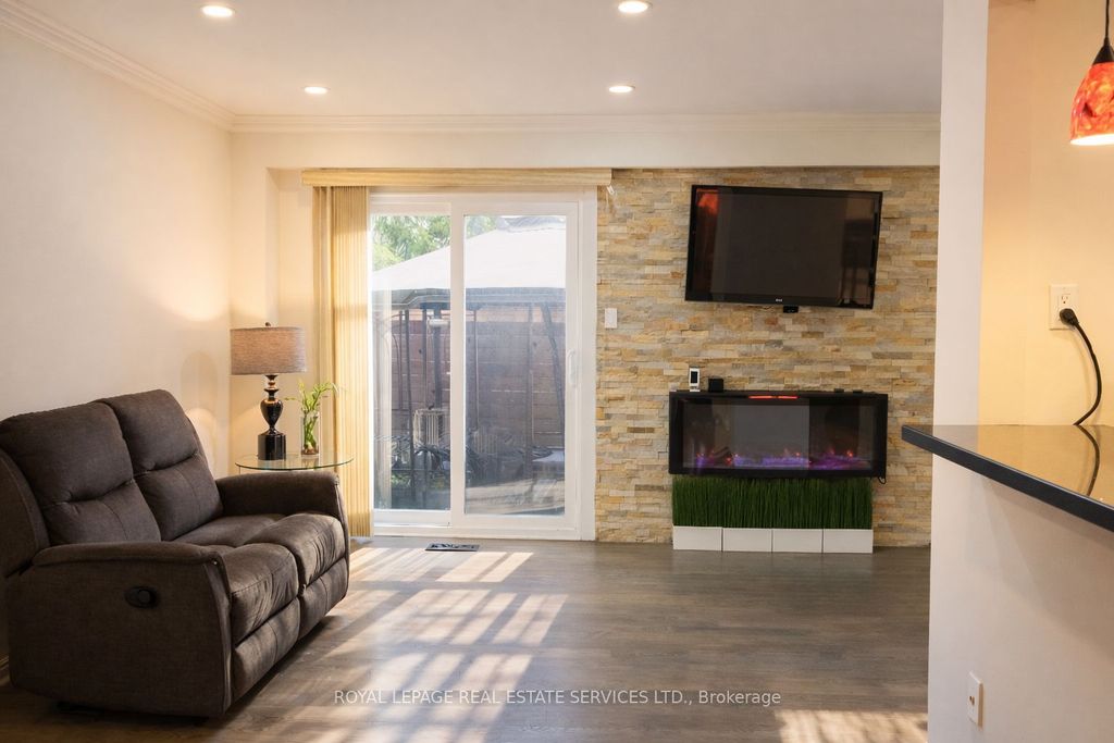 Photo of 6449 Glen Erin Drive #43, Mississauga, ON L5N 2T2 (MLS # W12937780)